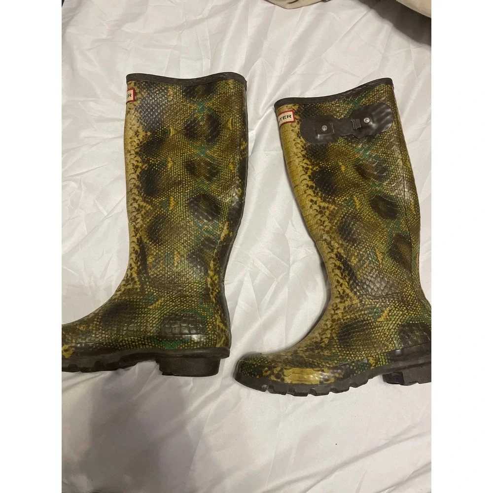 NEW Hunter Multicolor Carnaby Snake Side Buckle Rain Boot Size 6‎